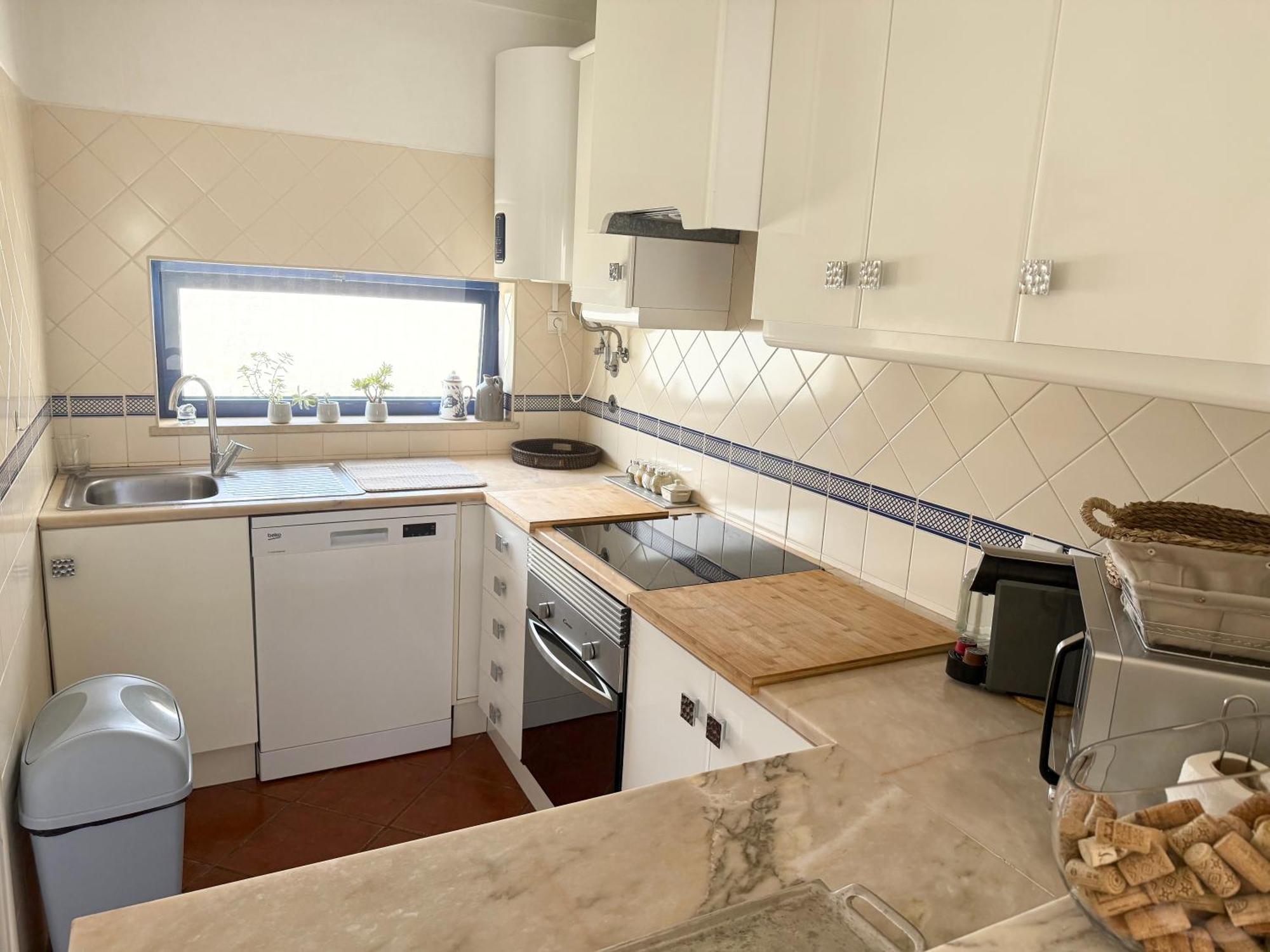 Bemposta 99A Apartment อัลวอร์ ภายนอก รูปภาพ