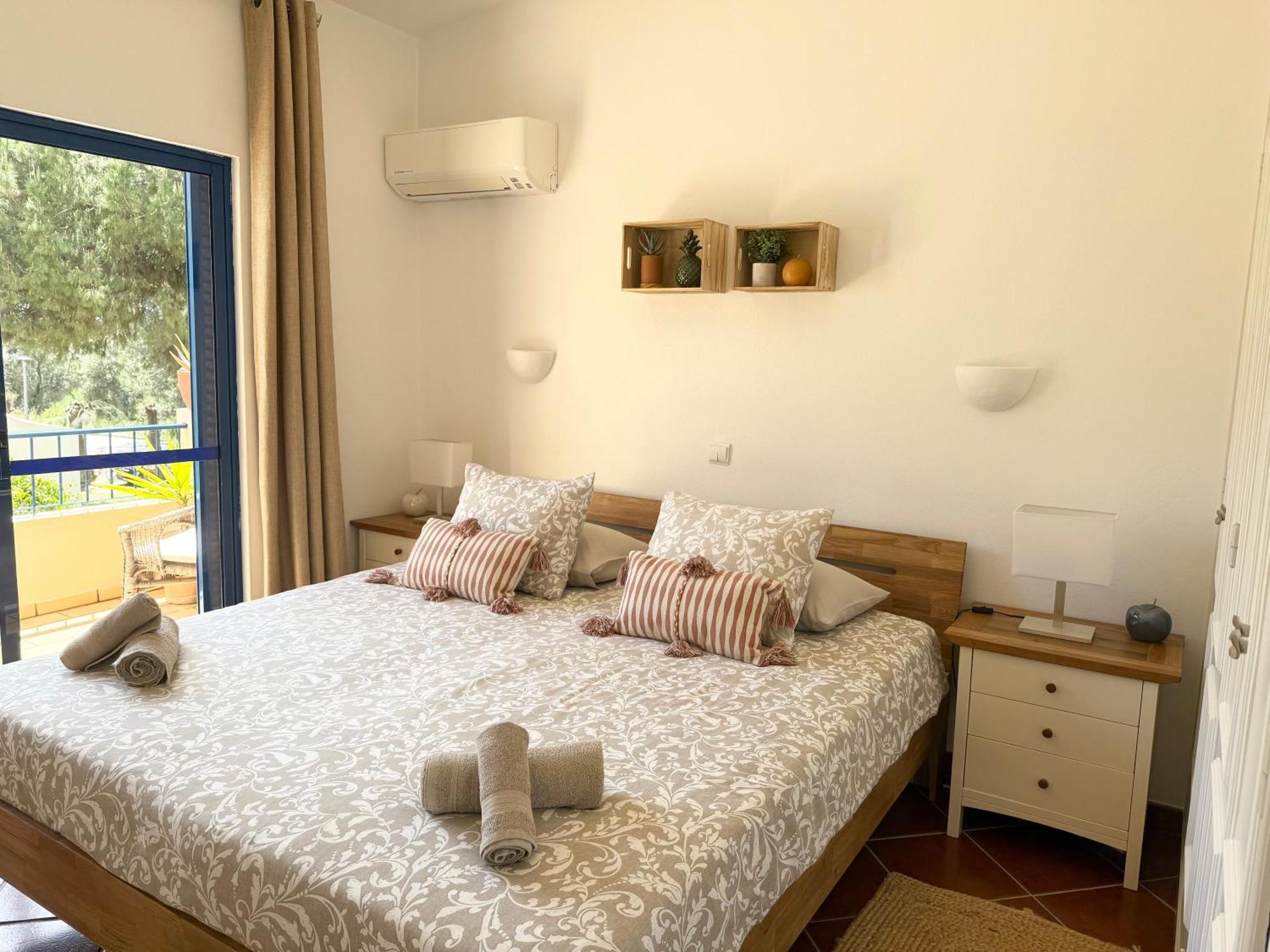 Bemposta 99A Apartment อัลวอร์ ภายนอก รูปภาพ