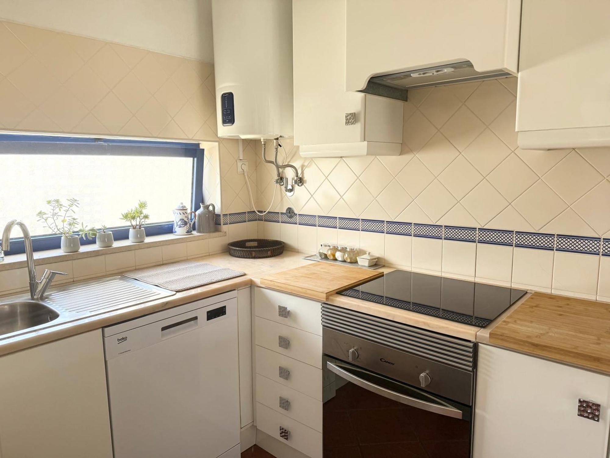 Bemposta 99A Apartment อัลวอร์ ภายนอก รูปภาพ