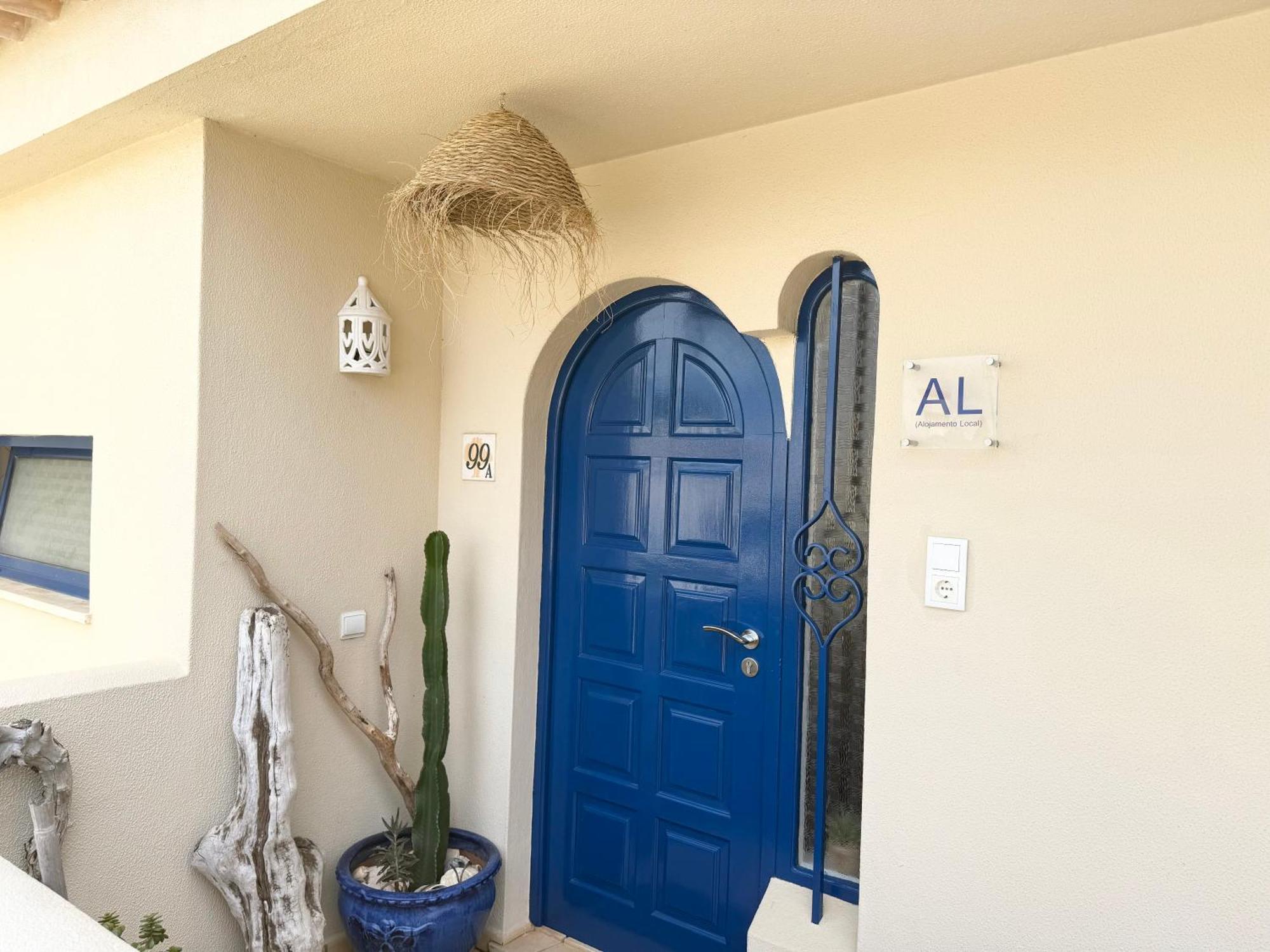Bemposta 99A Apartment อัลวอร์ ภายนอก รูปภาพ